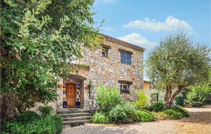 3 Bedroom Gorgeous Home In Grasse