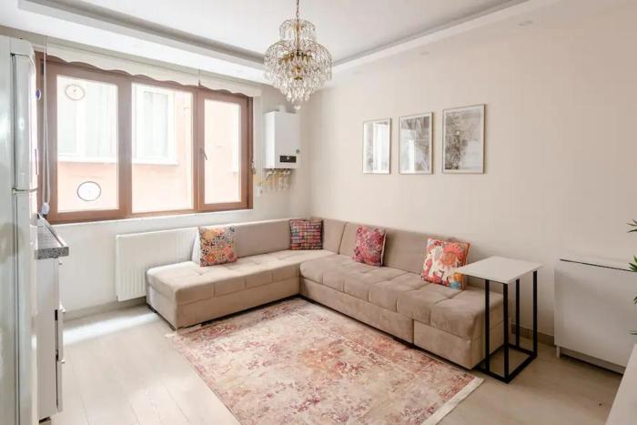 İstanbulun merkezinde Cevahir AVM karşısı 1+1 yeni ev