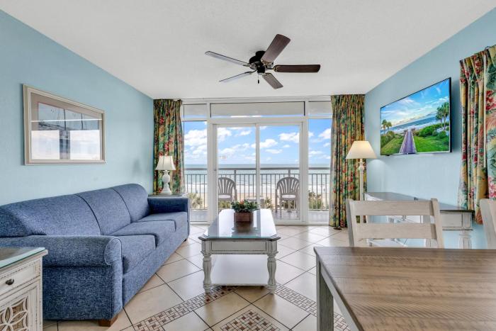 2BR Oceanfront Atlantica Condo near Boardwalk