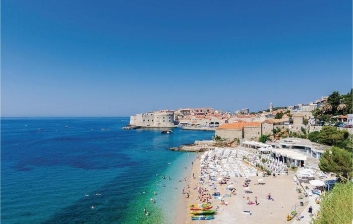 Beautiful Apartment In Dubrovnik With 2 Bedrooms And Wifi