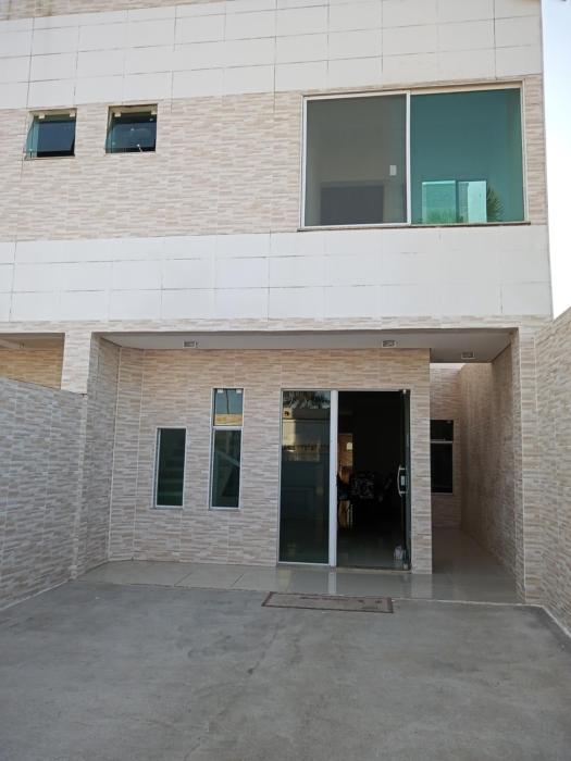 Casa A de veraneio com estacionamento fechado