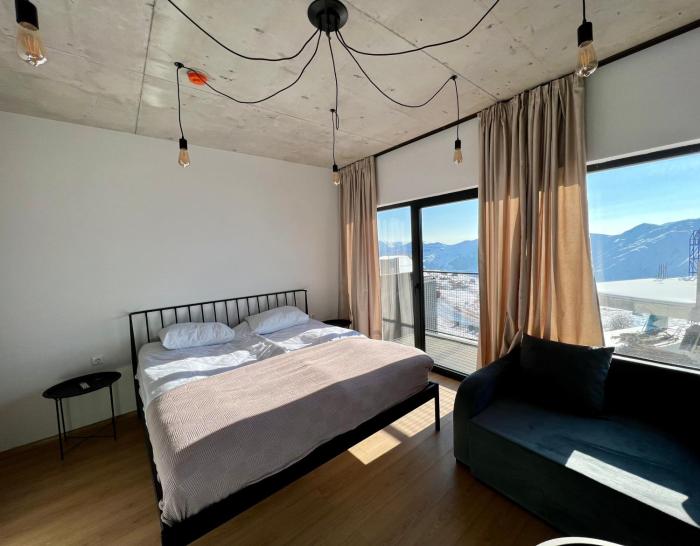 Mountpeak -Studio -#4A ski inout