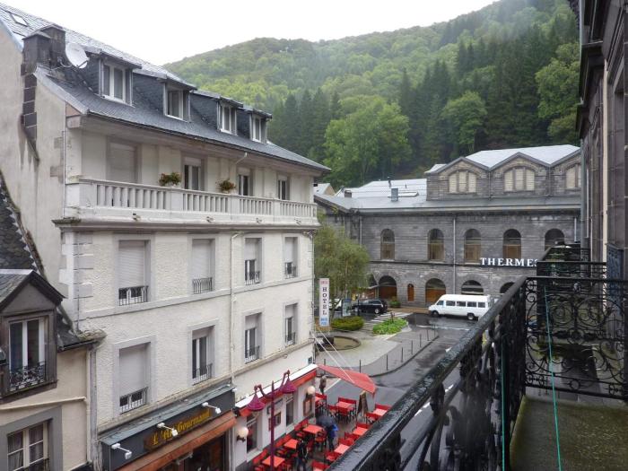 Studio rénové avec balcon et Wi-Fi, Mont-Dore - FR-1-608-171