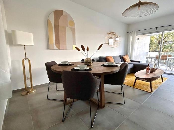 Blue Pearl 102 By Avecoeur