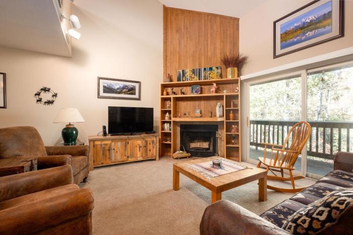 SNOW FLOWER 159 condo