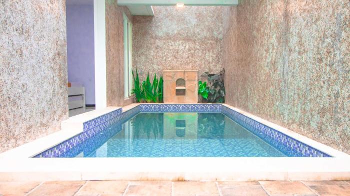 Villa Evergreen with Private Pool and Karaoke