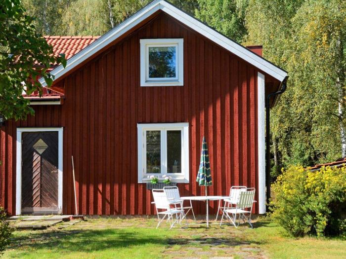 3 person holiday home in HAMMARÖ-By Traum