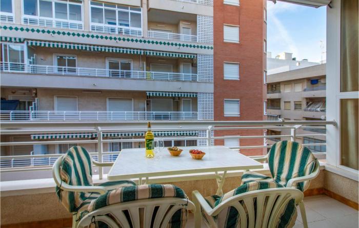 Beautiful Apartment In Santa Pola