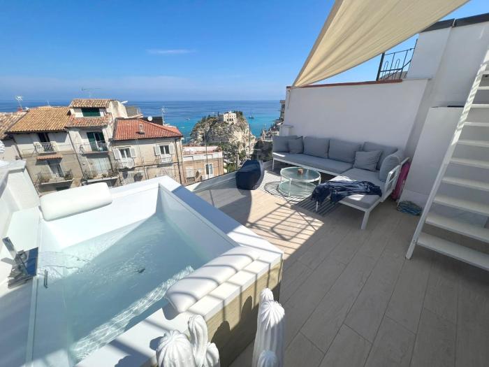 Luxury in the heart of Tropea- Residenza AquaLaguna