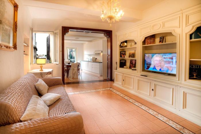 Dama charming apartment 100m from Piazza del Campo