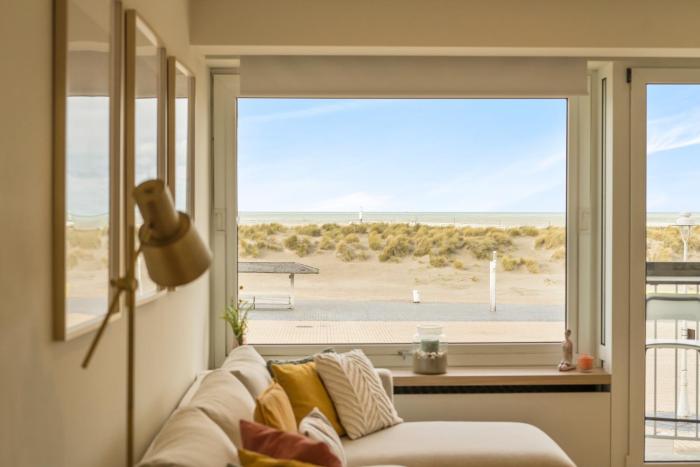 Romantic Getaway with sea view in Nieuwpoort