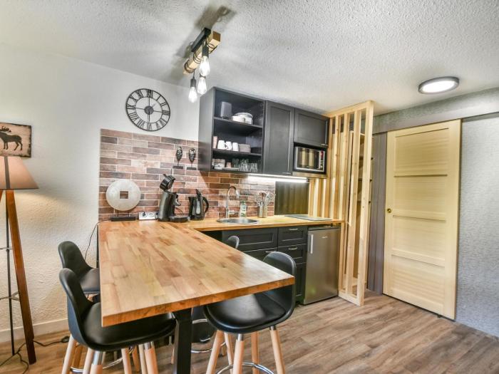 Studio Cabine Rénové au Centre des Gets, Proche Remontées Mécaniques - FR-1-685-34