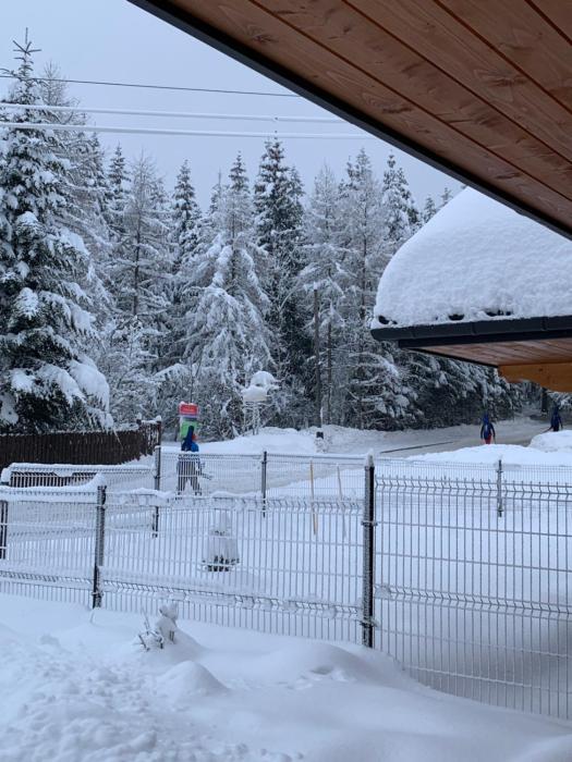 Punkt Kościelisko, dom górski 800 m od doliny Kościeliskiej