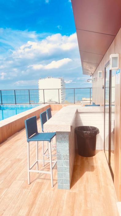 Vista mar farol da Barra