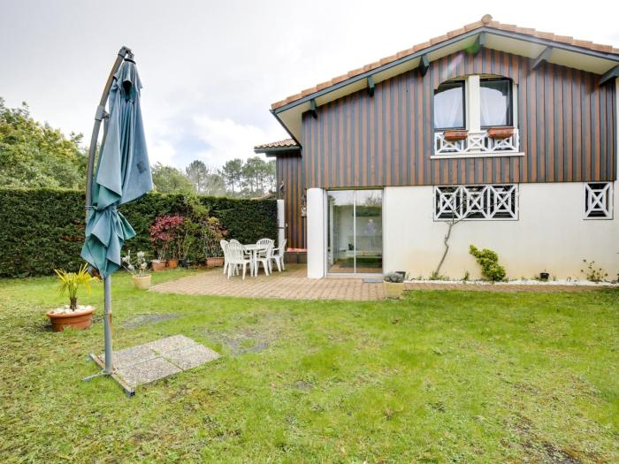 Maison T3 près du lac de Biscarrosse, secteur boisé, terrasse & jardin, pour 4 pers., 2 étoiles - FR-1-521-96