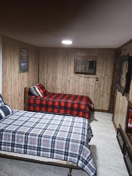 two story cabin at reelfoot