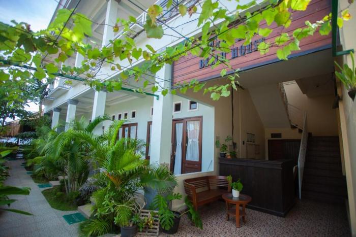Mae Mae Beach House