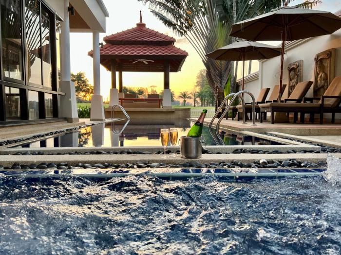 3-4BR Laguna Phuket Golf Course Villa with Pool & Jacuzzi