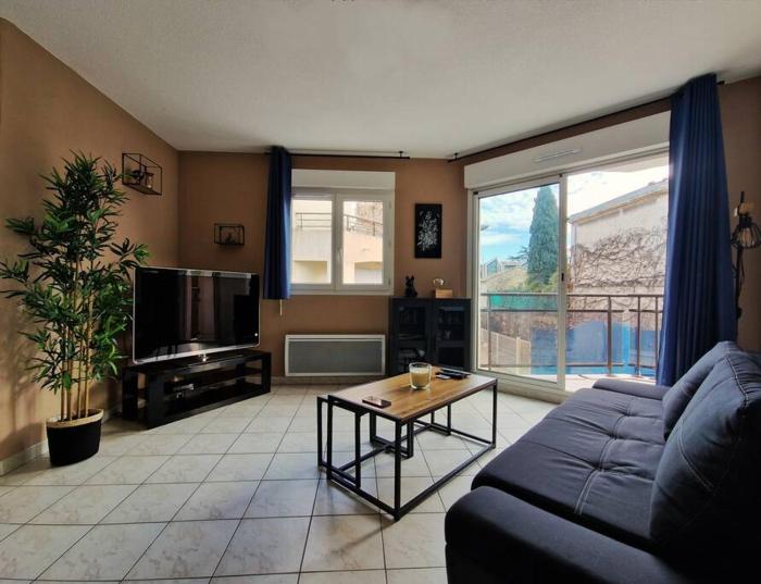 Lécrin urbain Centre Ville-Parking Gratuit