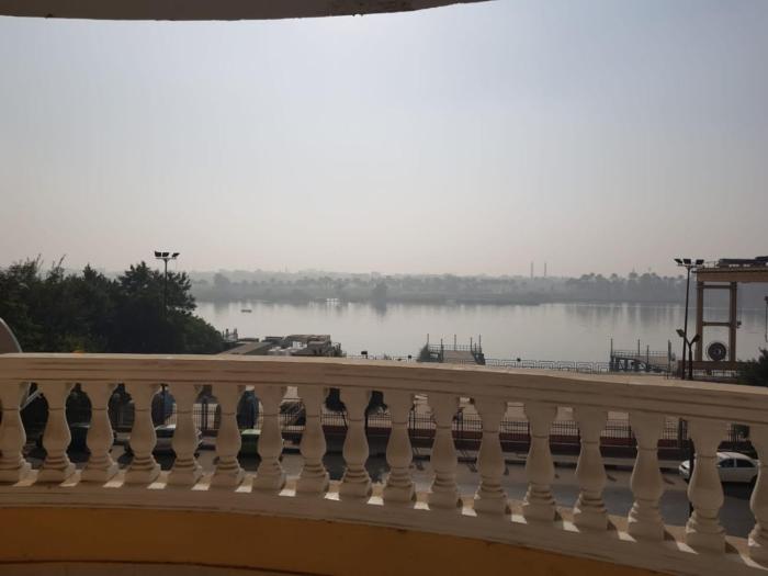 شقة على كورنيش النيل المعادي Maadi Nile view Cairo