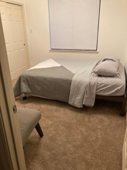 Affordable Central Houston Stay Minutes from Downtown No Smoking