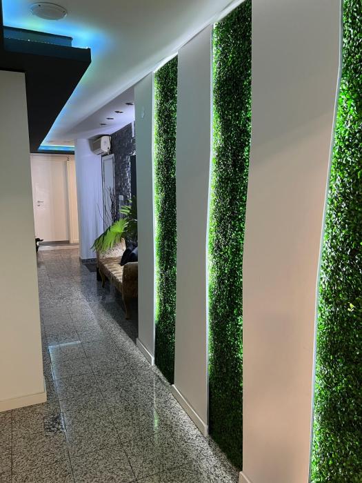 Modern & Central 3 minutes from the River