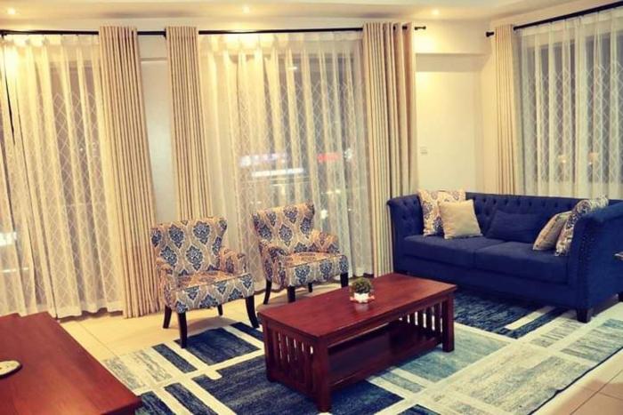 Lux Suites Silverstone Family Apartments