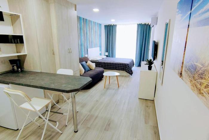 Turquesa 4th by CASAS COCODRILO