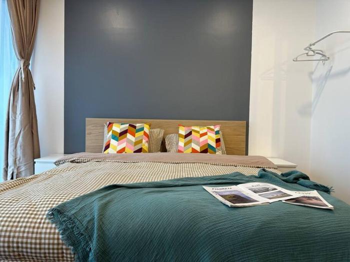 Almas Suites Modern Studio Netflix 100mbps By STAY