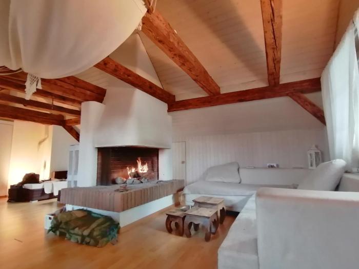 O Cozy Rooftop lakeside 18mn to Zürich 25mn to Zug