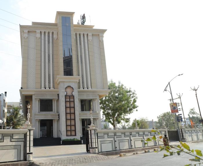 Sai Neem Tree Hotel
