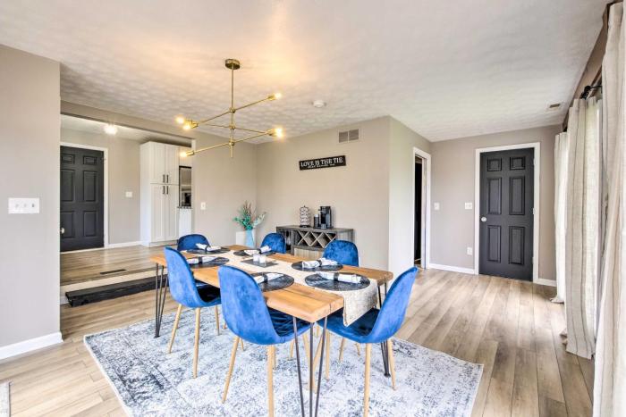 Cozy Ohio Retreat with Deck, Hot Tub and Grill!