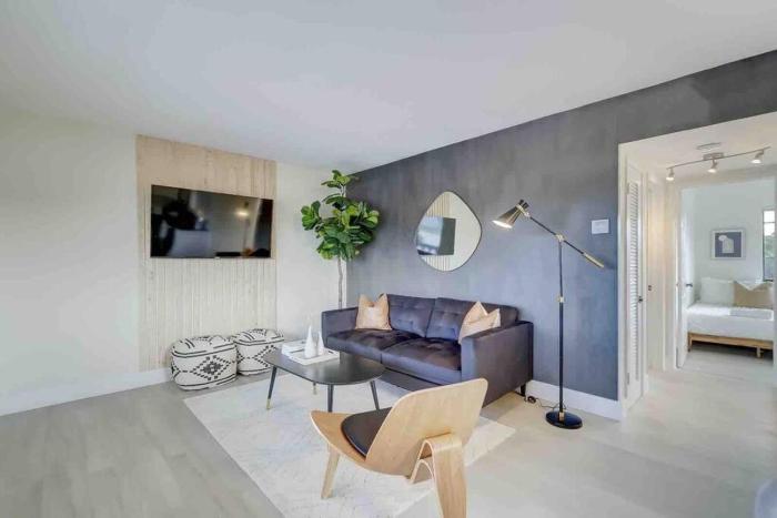 Modern & Beachy-Rlx space for 6ppl