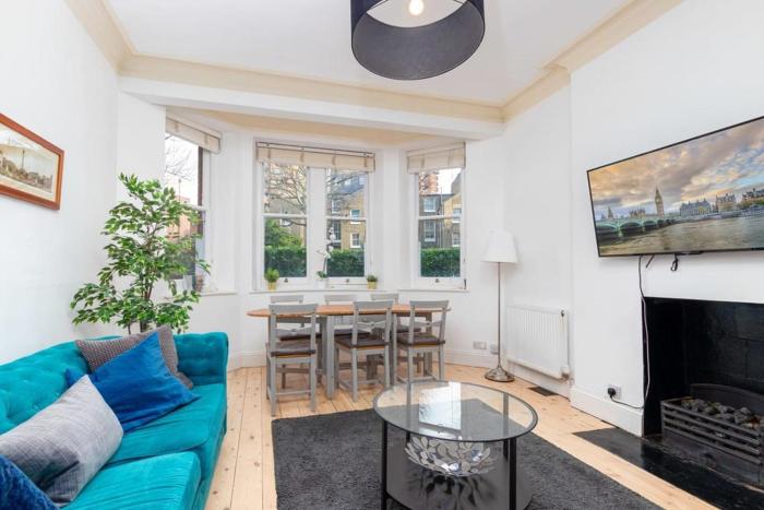 Elegant 3Bedroom Apartment in the Heart of Chelsea