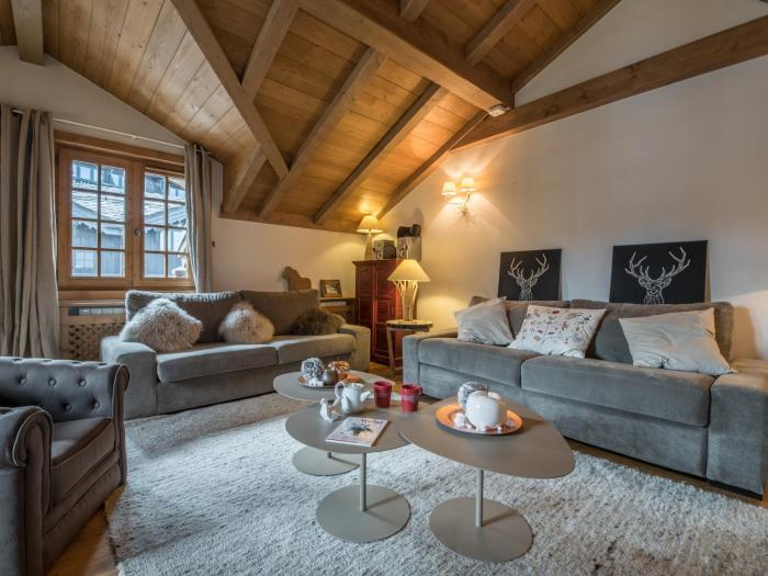 Courchevel 1850 : Élégant Duplex avec Cheminée et WiFi - FR-1-575-146