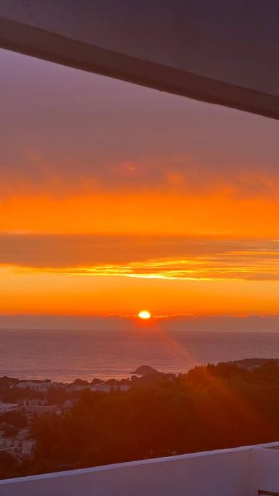 VUE MER EXCEPTIONNELLE - GRANDE TERRASSE et PISCINE