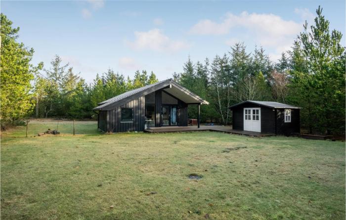 Beautiful Home In Fur With Wifi