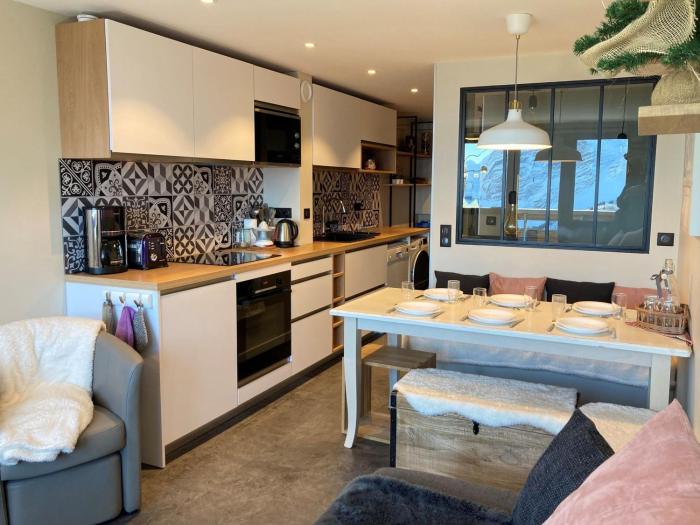 Superbe appartement rénové, 8 pers., petits animaux admis - FR-1-634-86