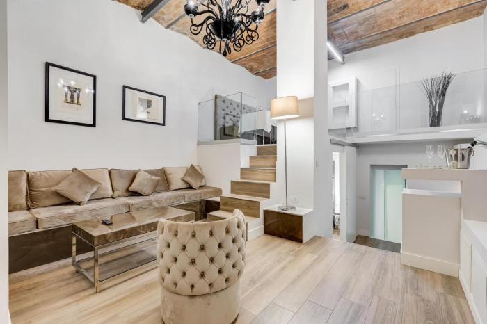 Spanish Queen Apartment