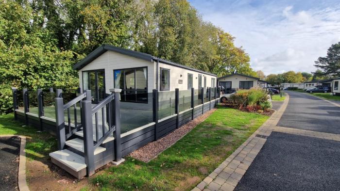 Luxury Lodge @ Hoburne Devon Bay