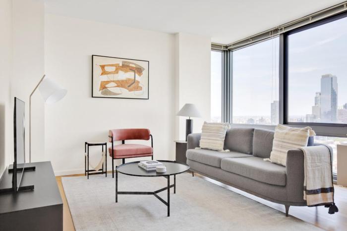 LIC 2BR w WD Elevator Doorman nr E River NYC-849