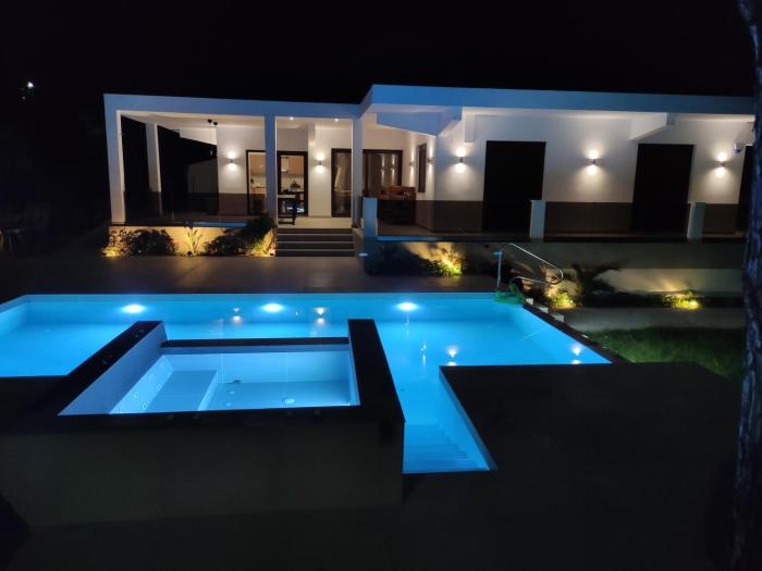 Luxury Villa Anemone with private pool