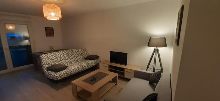 Sandys 2 beds apartment Calme Parking Tramway