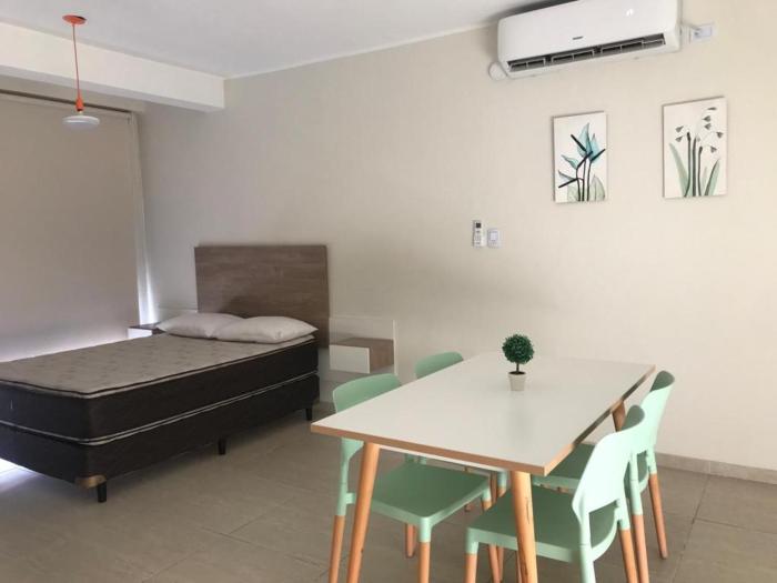 Sol de Octubre 3 Hipólito Vieytes Norte y Talcahuano