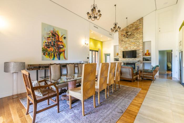 Bali and Eva Midlands