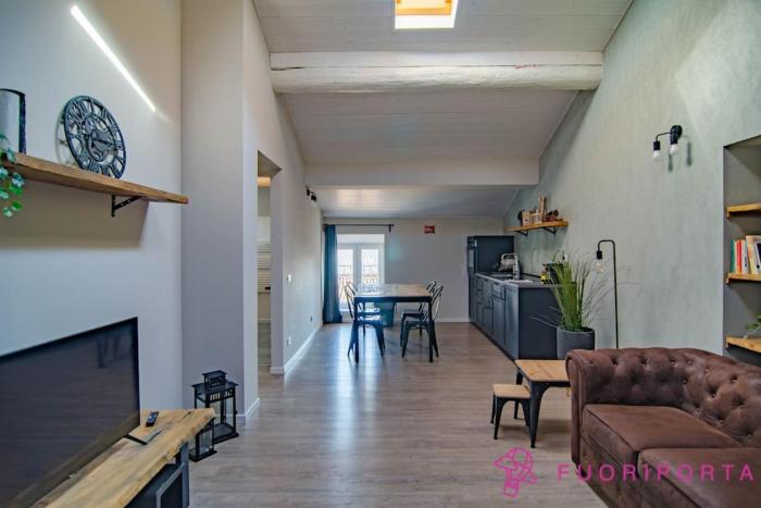 Corte 2 con parcheggio gratuito