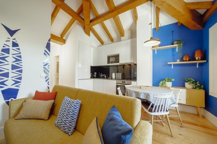 Downtown Prime With Terrace by Vacationy