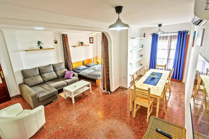 Misericordia Central 4-Bedroom Apartment with Lift