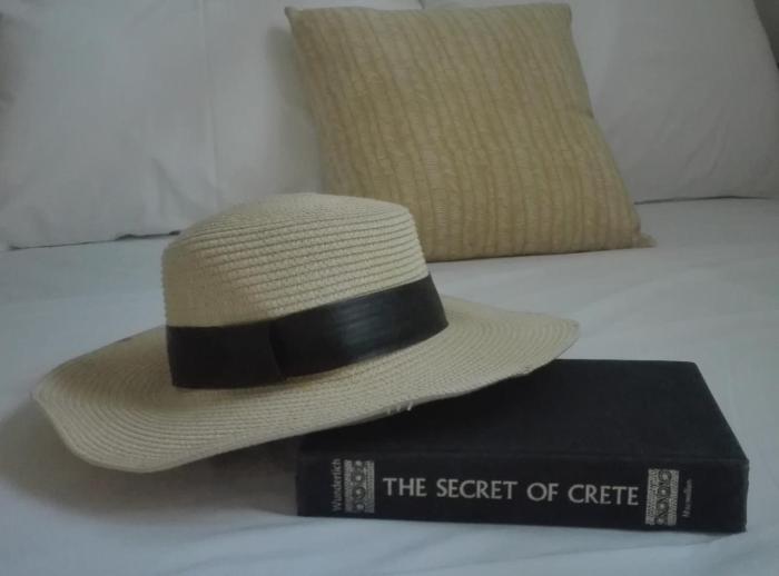 New Sea Escape Boutique Apt-Agii Aposto li beach