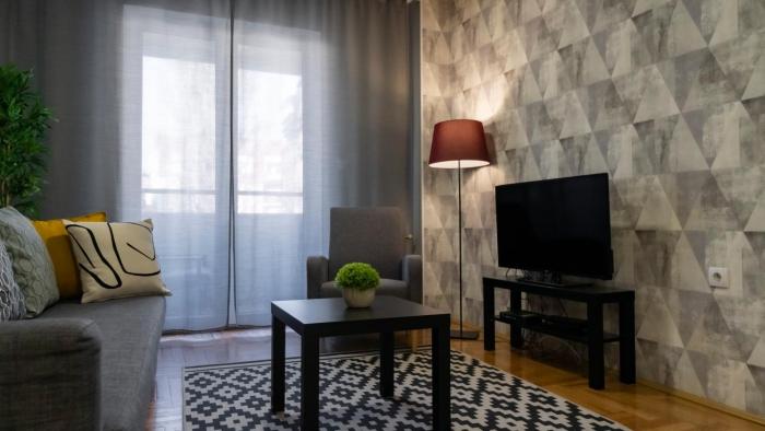 Central Fenix apartment - Free private parking-Fast WI-FI